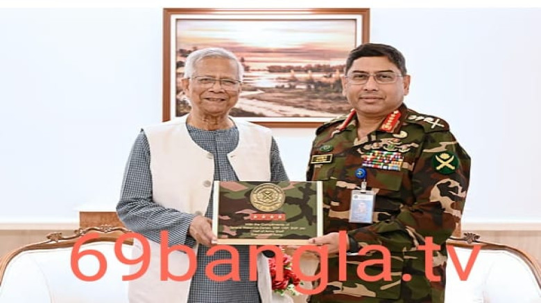 প্রধান উপদেষ্টার সঙ্গে সেনাপ্রধান জেনারেল ওয়াকার-উজ-জামানের