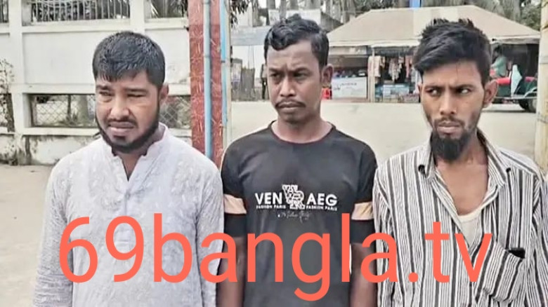 *রূপগঞ্জে মাদক ব্যবসা ছাড়ার অঙ্গীকারে তিন কারবারির আত্মসমর্প