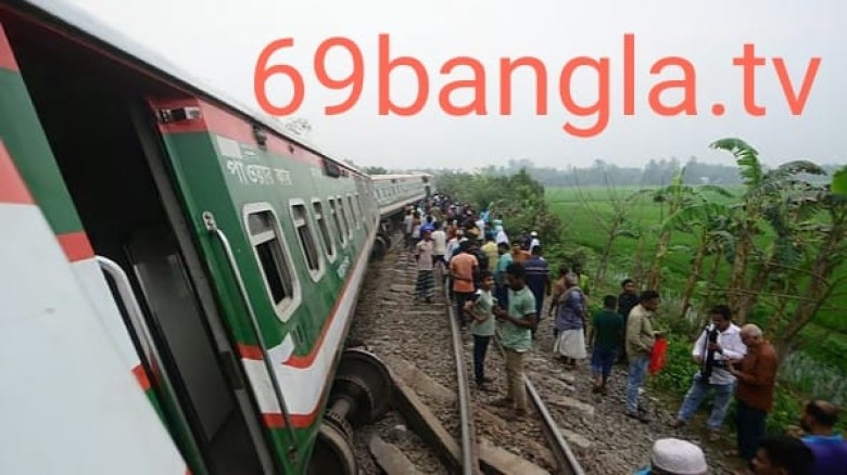 নীলসাগর এক্সপ্রেস লাইনচ্যুত হওয়ার প্রায় ২২ ঘণ্টা পর ট্রেন চল