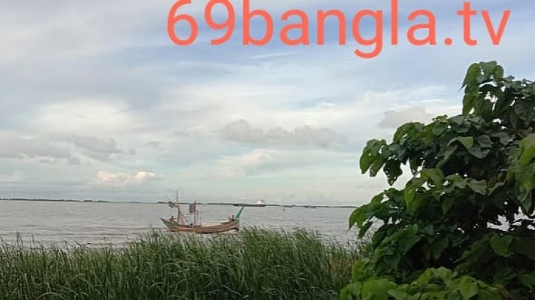 ভোলায় রাতে স্পিডবোট ডুবে এক পুলিশ সদস্য নিখোঁজ