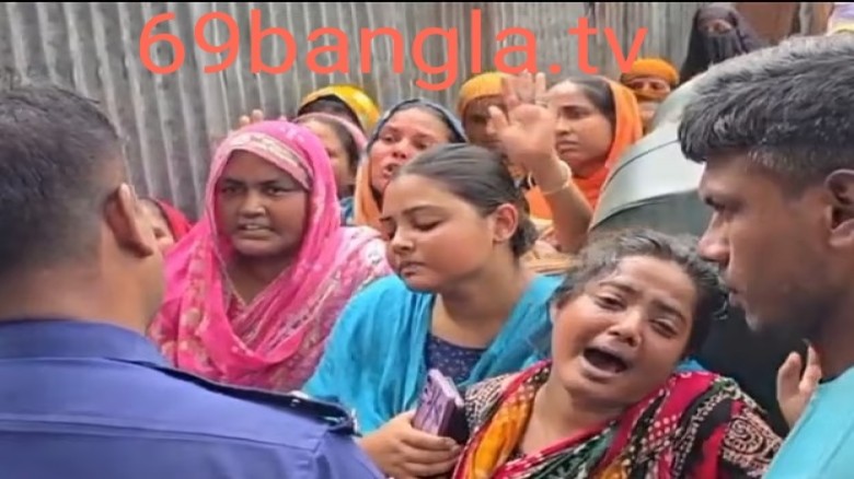 জমি নিয়ে বিরোধে দুই চাচাতো ভাইকে প্রকাশ্যে কুপিয়ে হত্যার অভি